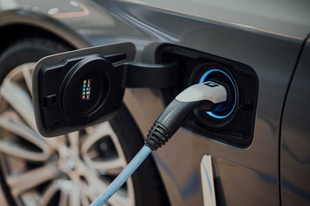 Learn 10 Things To Consider Before Buying An Electric Vehicle ...